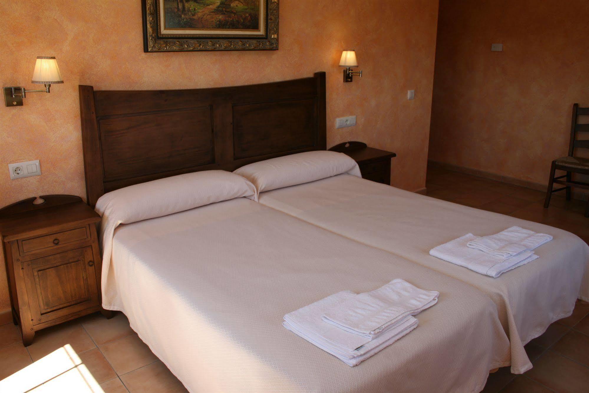 Casa Rural Las Canteras Трухильо Экстерьер фото
